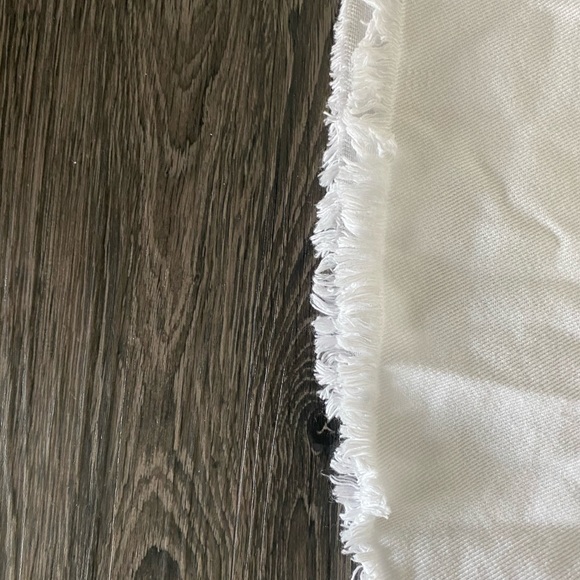 White ripped jean skirt. Size medium. Barely worn - Picture 5 of 5